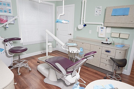 Pedatric dental office treatment room
